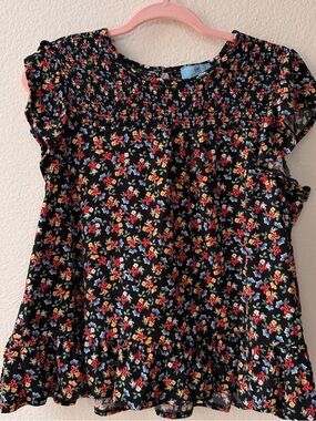 CeCe Floral Smocked Peplum Top Black Multicolor Ruffle Sleeve Spring Size M
